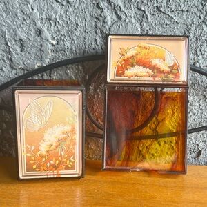 Amber Stained Plastic Springbok Hallmark Pencil and Sticky notes holder